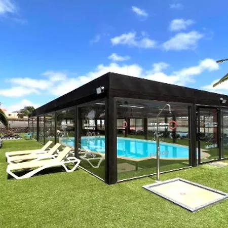 Bonito Con Piscina Wifi 招待所